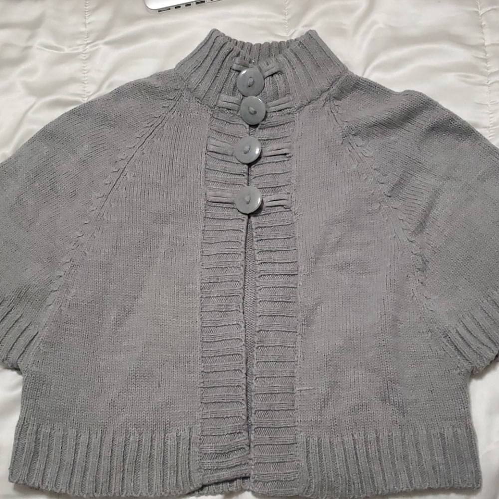 Crop button sweater